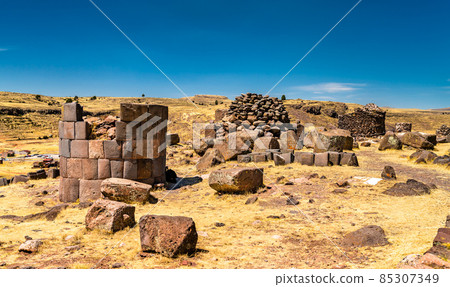 Sillustani, a pre-Incan cemetery near Puno in Peru Sillustani, a pre-Incan cemetery near Puno in Peru 85307349