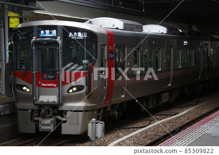 [JR-B] Kabe Line 227 series (4-car train: Hiroshima ⇔ Aki-Kameyama) 85309822