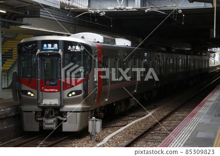 [JR-B] Kabe Line 227 series (4-car train: Hiroshima ⇔ Aki-Kameyama) 85309823