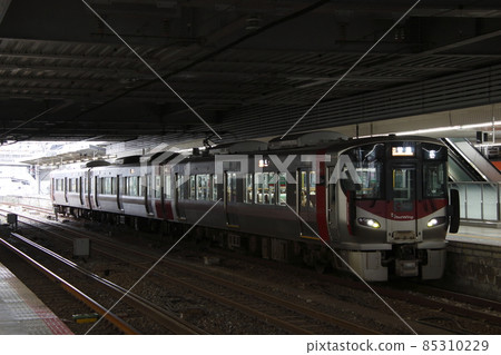 [JR-Y] Kure Line 227 series (3-car train: Mihara⇔Hiroshima) 85310229