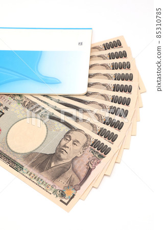 100,000 yen benefit 100,000 yen benefit 85310785