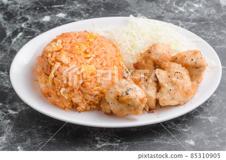 炸雞泡菜炒飯 85310905