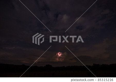 Lightning bolt at night Lightning bolt at night 85315216