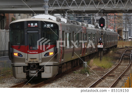 [JR-R] Sanyo Main Line 227 series (6-car train: Shiraichi ⇔ Hiroshima ⇔ Onoura) 85319150