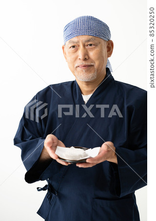 Senior male Japanese sweets Senior male Japanese sweets 85320250