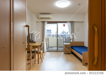 Inside the room of a studio apartment for the elderly with rental furniture 85322548