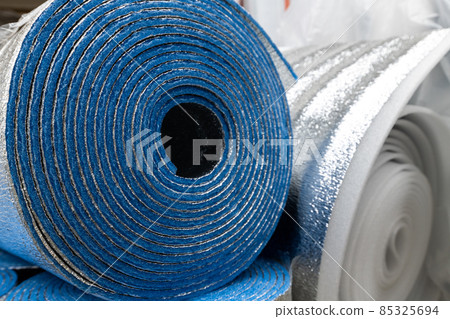 Insulation rolls - polyethylene foam covered with aluminum foil 85325694