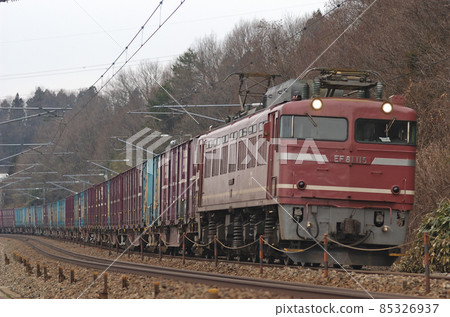 北陸本線椿田栗倉JR貨運EF81-115(富山)白鷹 北陸本線椿田栗倉JR貨運EF81-115(富山)白鷹 85326937