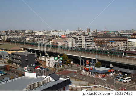 Saikyo line E233 series going through Toda city 85327485