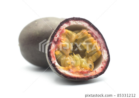 Closeup of passion fruit on white background 85331212