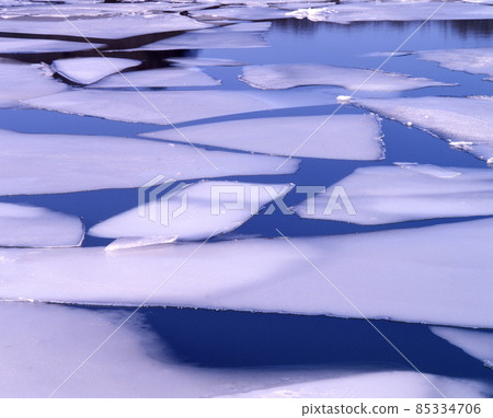Winter scenery ice ice scenery Winter scenery ice ice scenery 85334706