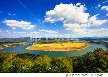 Muldol seen from the Gyeongcheondae Observatory in Mt. Muji in Sangju 85335852