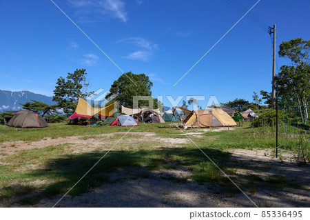 Mid-July (Summer) Morning Jinbagatayama Campground Nakagawa-mura, Kamiina-gun, Nagano Prefecture Mid-July (Summer) Morning Jinbagatayama Campground Nakagawa-mura, Kamiina-gun, Nagano Prefecture 85336495