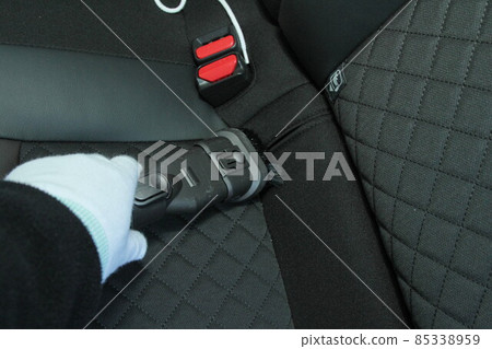 Cleaning inside the car Cleaning inside the car 85338959