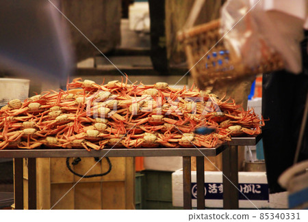 Seiko crabs piled up in the market Seiko crabs piled up in the market 85340331