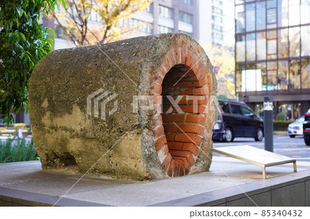 Oval sewage pipe-Museum of Yokohama Urban History- Oval sewage pipe-Museum of Yokohama Urban History- 85340432