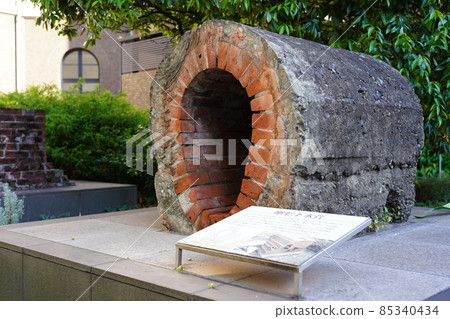 Oval sewage pipe-Museum of Yokohama Urban History- Oval sewage pipe-Museum of Yokohama Urban History- 85340434