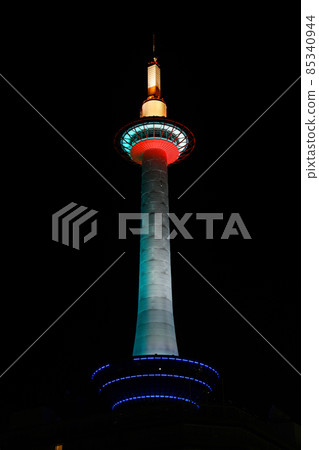 Kyoto Tower at night Kyoto Tower at night 85340944