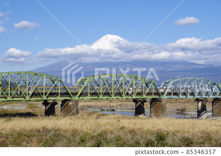Tokaido Line train crossing the Fuji River 85346357