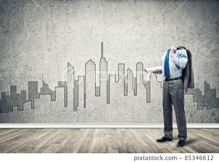 Man of engineering profession 85346612