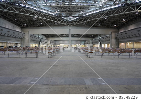 Tokyo Big Sight East Hall under construction of Comic Market 85349229