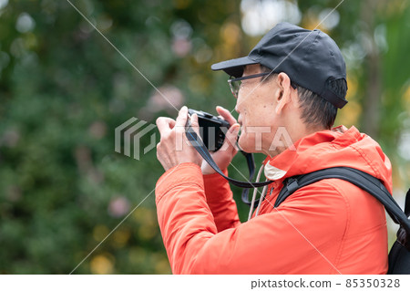 遠足愛好高級男性 遠足愛好高級男性 85350328