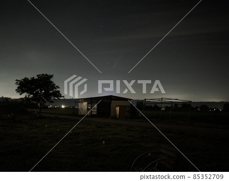 Comet Neowise shining in the night sky of the ranch Comet Neowise shining in the night sky of the ranch 85352709