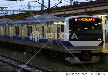 Tohoku Main Line E531 series (Kuroiso⇔Shin-Shirakawa: one-man operation) Tohoku Main Line E531 series (Kuroiso⇔Shin-Shirakawa: one-man operation) 85360497