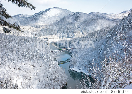 Tadami River and Tadami Line in the midwinter Tadami River and Tadami Line in the midwinter 85361354