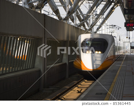 高鐵台中站台灣高鐵【台灣高鐵】台中街 高鐵台中站台灣高鐵【台灣高鐵】台中街 85361445