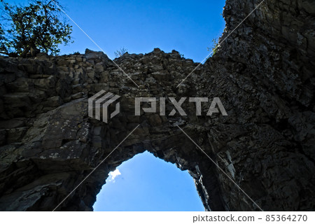 Ruman gate Ruman gate 85364270