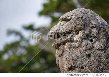 托莫里石獅(沖繩戰役的彈藥痕跡) 托莫里石獅(沖繩戰役的彈藥痕跡) 85364547
