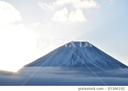 日出時的富士山(本栖湖) 211229am 7:22-3 日出時的富士山(本栖湖) 211229am 7:22-3 85366192