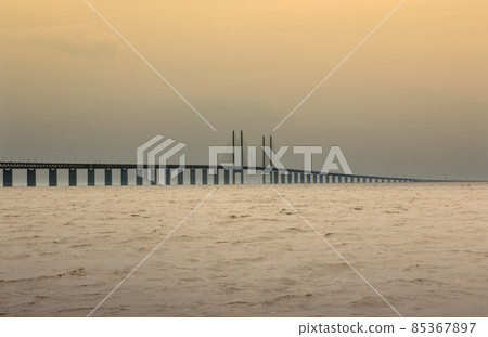 Oresund Bridge on sunset, Sweden, Malmo. 85367897