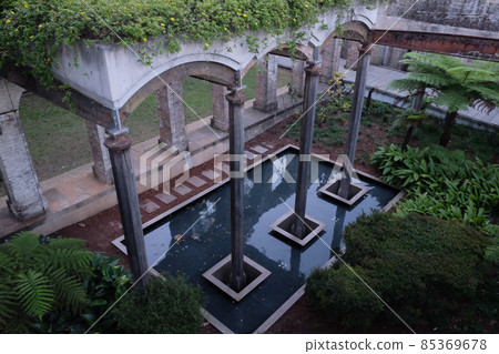 帕丁頓蓄水池花園(Paddington Reservoir Gardens),一座有著破敗感的可愛花園 帕丁頓蓄水池花園(Paddington Reservoir Gardens),一座有著破敗感的可愛花園 85369678