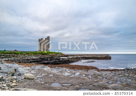 Rossle castle at Easky pier in County Sligo - Republic of Ireland. Rossle castle at Easky pier in County Sligo - Republic of Ireland. 85370314