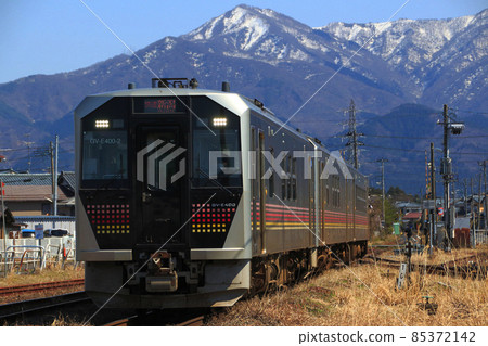 Ban-Etsusai Line GV-E400（快速阿賀野：會津若松⇔新潟） 85372142