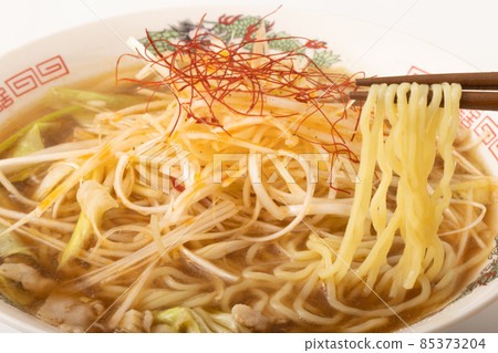 Spicy green onion miso ramen 85373204