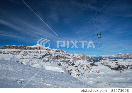 Ski resort in Dolomites, Italy 85373608