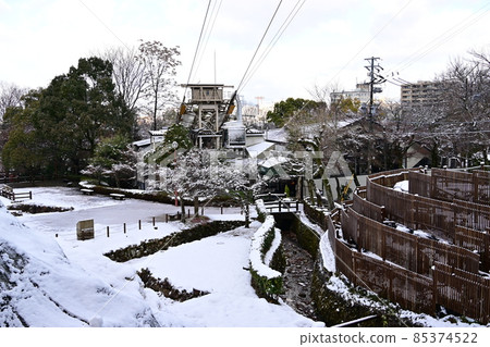 岐阜城和索道附近的雪景 85374522