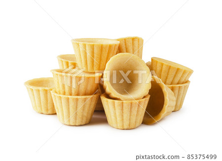 Empty tartlets isolated Empty tartlets isolated 85375499