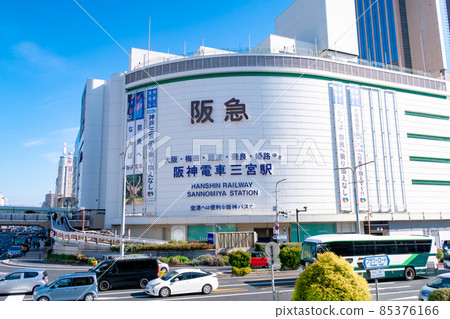 [神戶市]三宮車站前街景 85376166