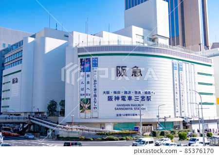 [神戶市]三宮車站前街景 85376170