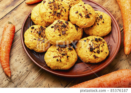 Vegan carrot cookies Vegan carrot cookies 85376187