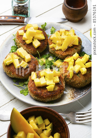 Vegetarian quinoa burgers Vegetarian quinoa burgers 85376191