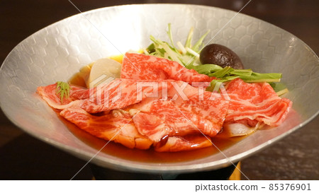 Shimane beef sukiyaki 85376901