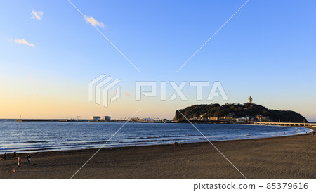 Dawn of Enoshima in Fujisawa City and Kamakura City, Shonan Kanagawa Prefecture Dawn of Enoshima in Fujisawa City and Kamakura City, Shonan Kanagawa Prefecture 85379616