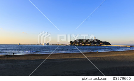 Dawn of Enoshima in Fujisawa City and Kamakura City, Shonan Kanagawa Prefecture 85379660