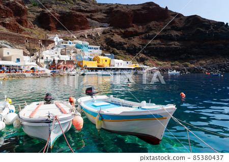 Amoudi bay, Santorini, Greece Amoudi bay, Santorini, Greece 85380437