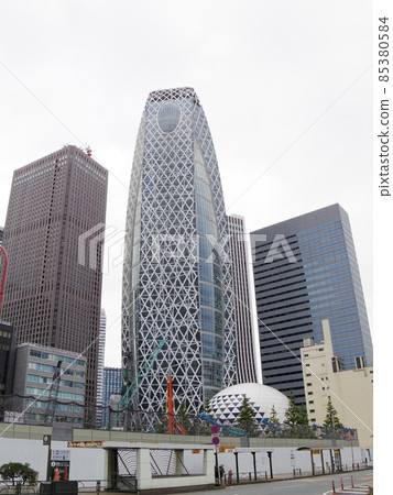 Shinjuku Station West Exit Meiji Yasuda Seimei Shinjuku Building Dismantling Scenery Shinjuku Station West Exit Meiji Yasuda Seimei Shinjuku Building Dismantling Scenery 85380584